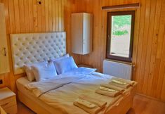 อื่นๆ 2 Scala Otel