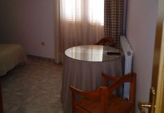 Others 7 Hostal Lopez