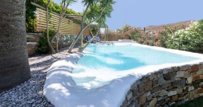 Lain-lain Amazing 1-Bedroom House in Tinos