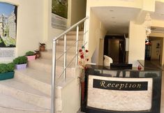 Lain-lain 2 Holiday Hotel