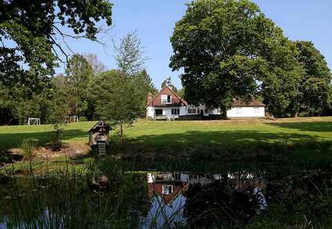 Others Poundgate Park Holiday House