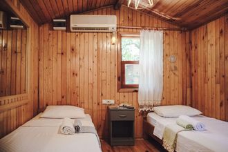 Lain-lain 4 Base Bungalows