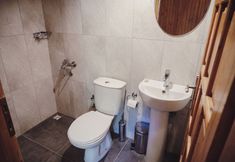 Lain-lain 3 Base Bungalows