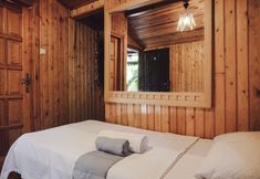 Lain-lain 7 Base Bungalows