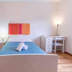 Primary image 1 House and People - Quinta da Armada, Departamento de Informática Hotels