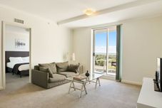 อื่นๆ Wyndel Help Street