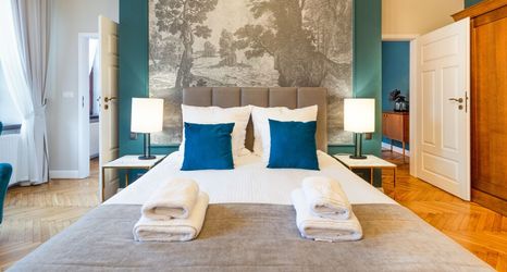 Others 2 MR 3 Apartments