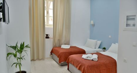 其他 2 Douskos Port House