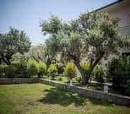 Others 4 Residence Oliveto a Mare