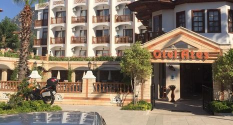 อื่นๆ 2 Ates Otel