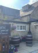 ภาพหลัก The Crewe Arms