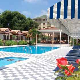 Primary image 1 훌루시 호텔, 베슈코나크 부자이 호텔