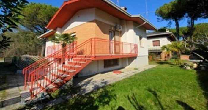 Others Villa a Lignano Riviera with air conditioning