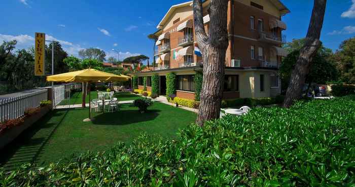 Lainnya Hotel Versilia