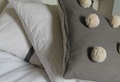 Others 4 Roundhill Farmhouse