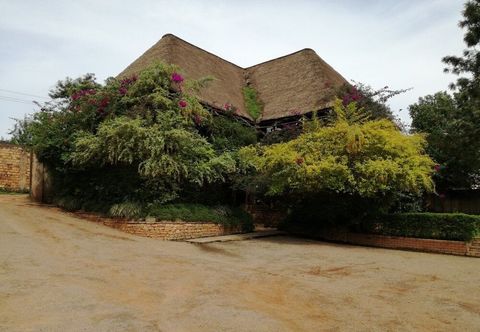 อื่นๆ Lovisa Country Hotel