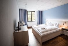 Lain-lain 6 Hotel zur Fähre