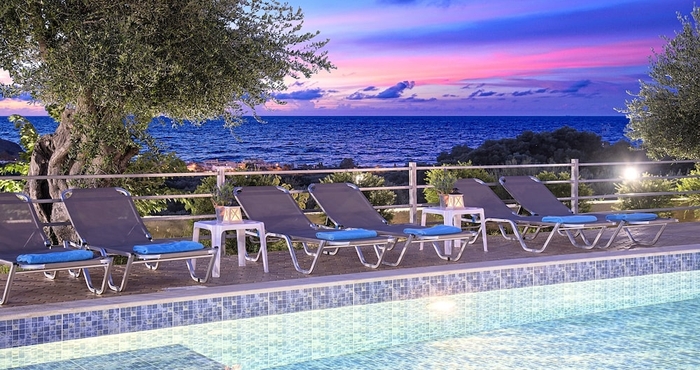 Others Aqua Blue Villas with Heated Pool