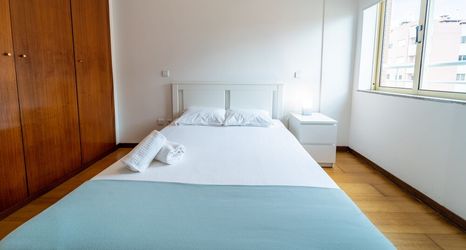 อื่นๆ 2 House and People - Artur Bivar