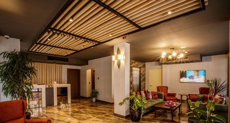 Others 2 Life Point Hotel