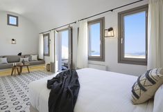 Others 7 White and Co. La Torre Suites