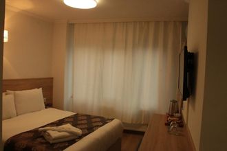 Others 4 Bufes Hotel