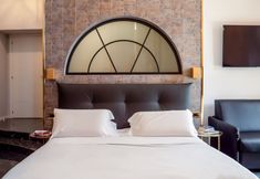 其他 7 Comfort Zone Naples