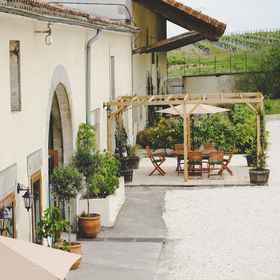 Primary image 1 La Vue France, Hotel Les Belles Dormantes