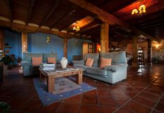 Others 3 Casa Peluaga