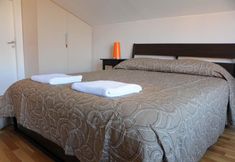 Others 3 Ortakoy Bosphorus Apart