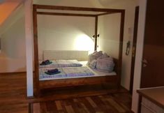 Others 5 Sunrise Apartmanház