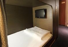 其他 7 Nikoh Capsule Hotel Refre - Hostel - Caters to Men