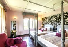 其他 4 Taylors Hill