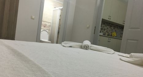 기타 2 Altin Konaklari