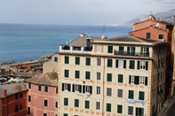 Others House Camogli