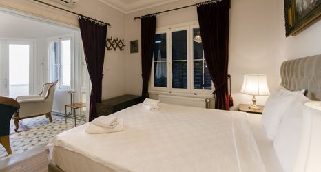 Others 2 Buyuk Konak Izmir