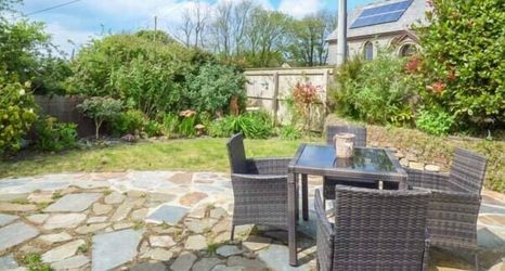 Others 2 Bee Hive Cottage