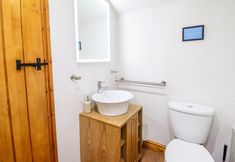 Others 2 Cwm Yr Afon Cottage