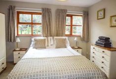 Others 2 4 Adwy'r Nant