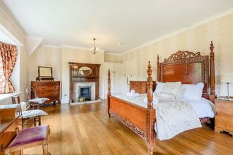 Lainnya 4 Plas Gwynfryn