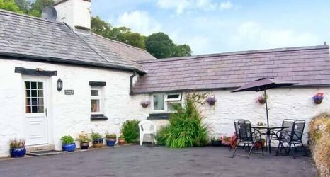 Others 2 Gorrig Bwthyn