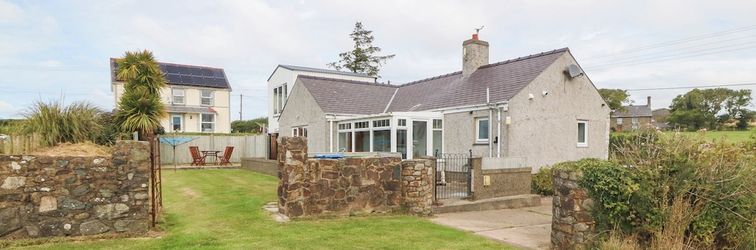 その他 Porth Awyr