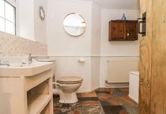 Others 7 Tinners Cottage