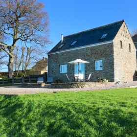 Primary image 1 폴리스 바워, Deviock 호텔