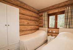 Others 3 Moorhen Lodge