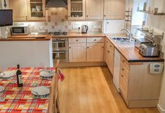 Others 7 Rose Cottage