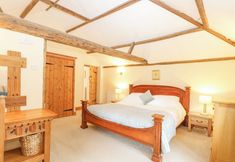 Others 7 The Hayloft