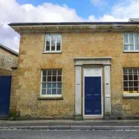 Primary image1East Wing,Haselbury Plucknett飯店