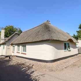 Primary image1愛莉絲小屋飯店,West Somerset District飯店