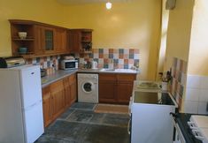 Others 2 Tresungers Cottage